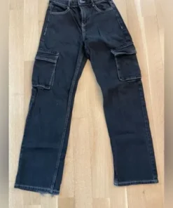 zara clothing jeans​