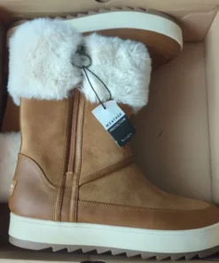 uggs boots​